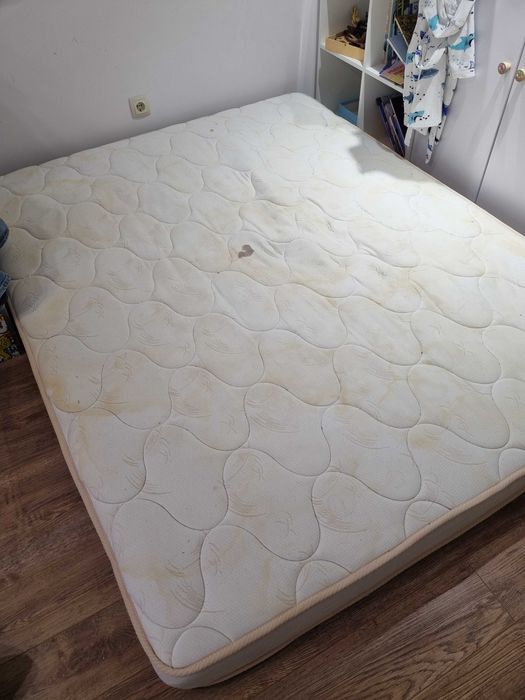 Срочно отдам матрас