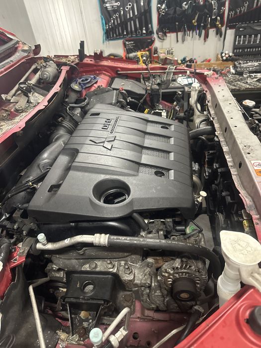 Двигател за mitsubishi outlander 3 миксубиши аутлендър 2014г код 4N14