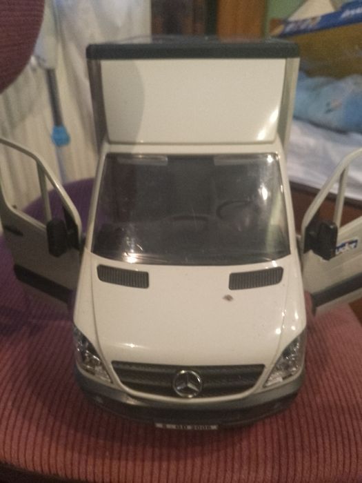 Camion jucarie Bruder