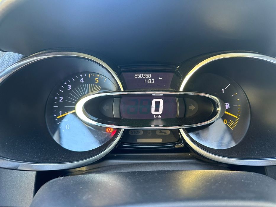 Vând Renault Clio 4 2014