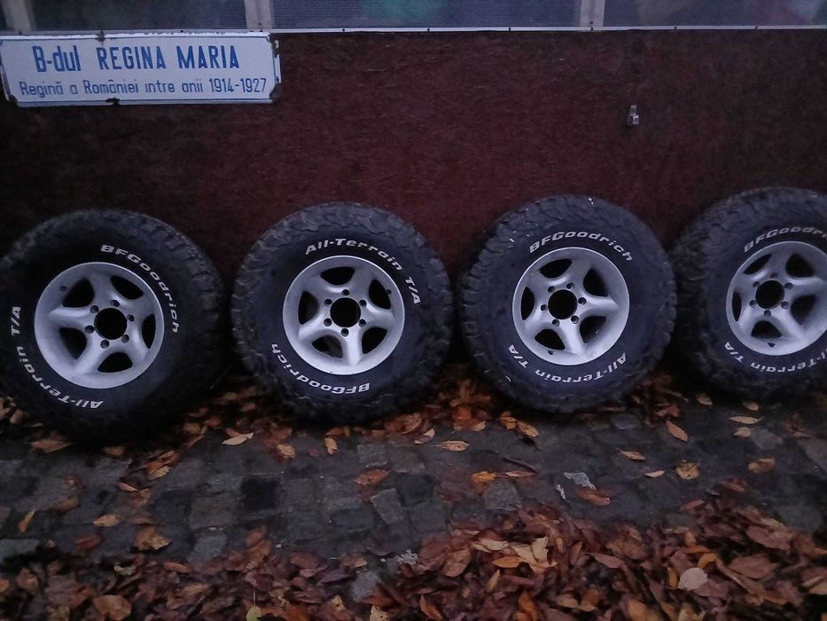 Set 4 roti off road Toyota Hylux  4Runner, distantiere 5 cm ecartament