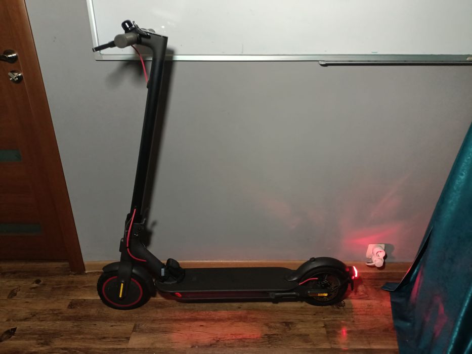 Trotineta electica Xiaomi Pro2