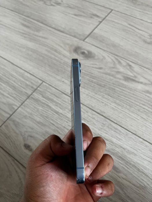 iPhone 14 срочно продам