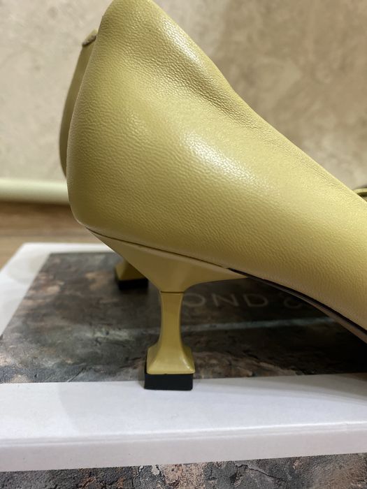 Продам обувь