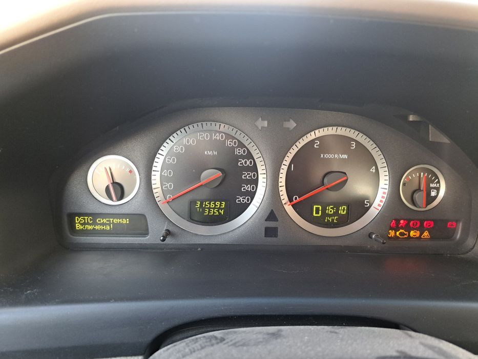 Продавам ВОЛВО ХС70