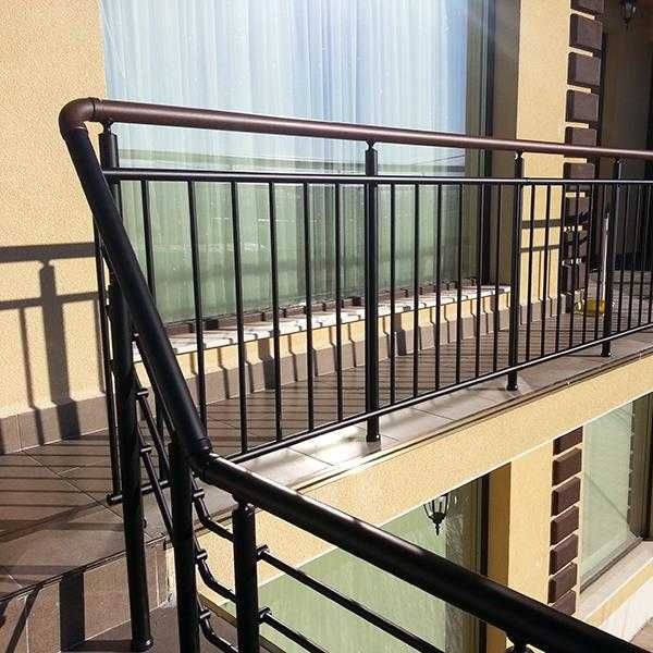 Здравите алуминиеви парапети.