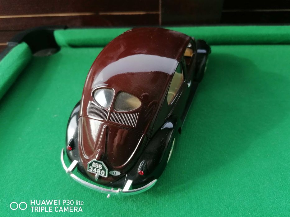 Machetă Volkswagen Kafer, scara 1: 17, Solidoo