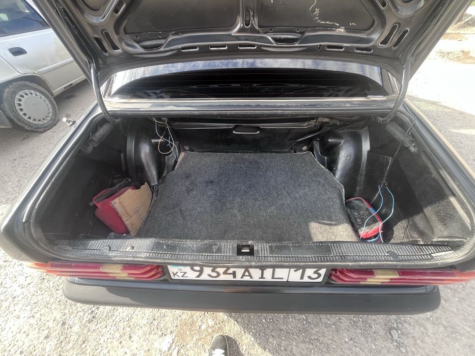 Мерседес 190 автомат