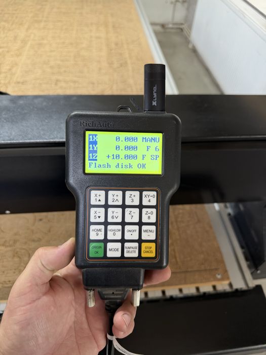 Router CNC 1200x2400 dimensiune lucru