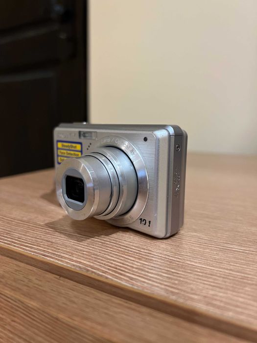 Фотоапарат Sony 10,1 Mp с подаръци