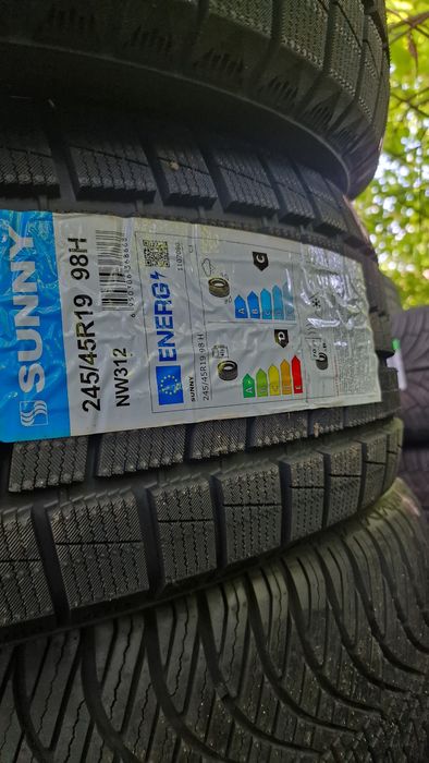 275 40 19 si 245 45 19 Sunny 4 anvelope iarna noi