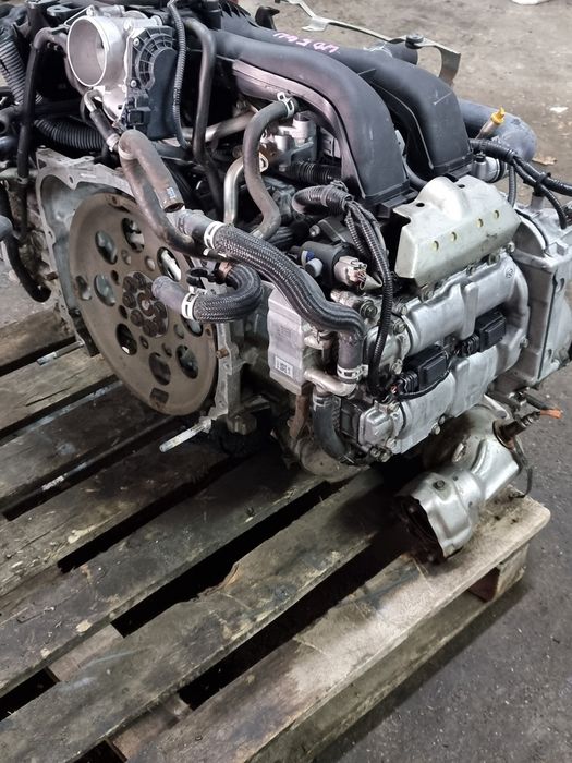 Двигатель на Subaru FB20 FB25