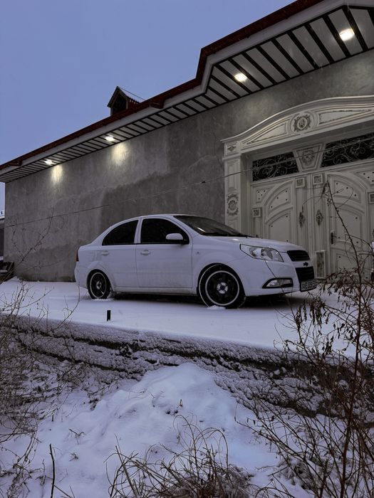 Nexia 3 2 mexanika sotiladi vikup variantga beramiz