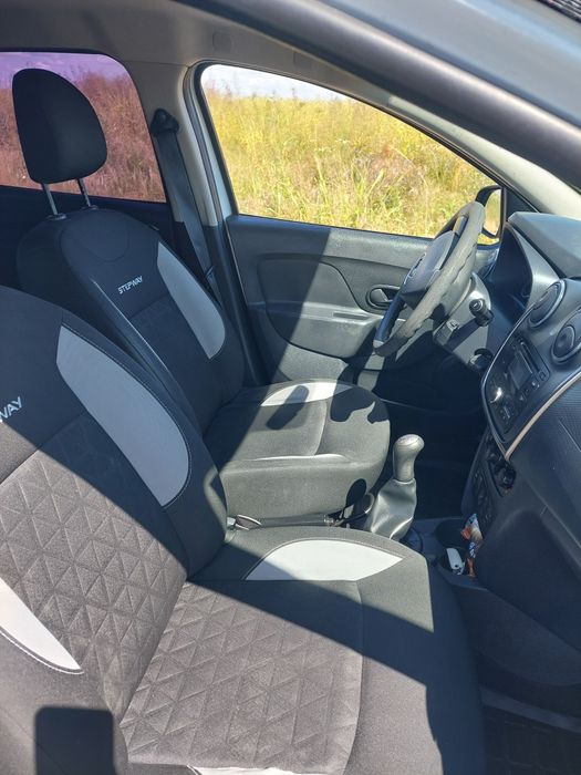 Vând Dacia Sandero Stepway