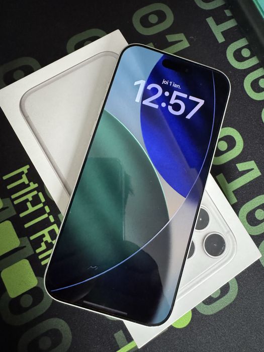 Apple iPhone 17 pro max alb 256GB 70 incarcari 100% acumulator