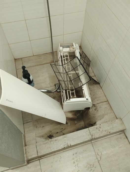 Montaj aer condiționat Miu Daniel. Cel mai bun preț garantat.