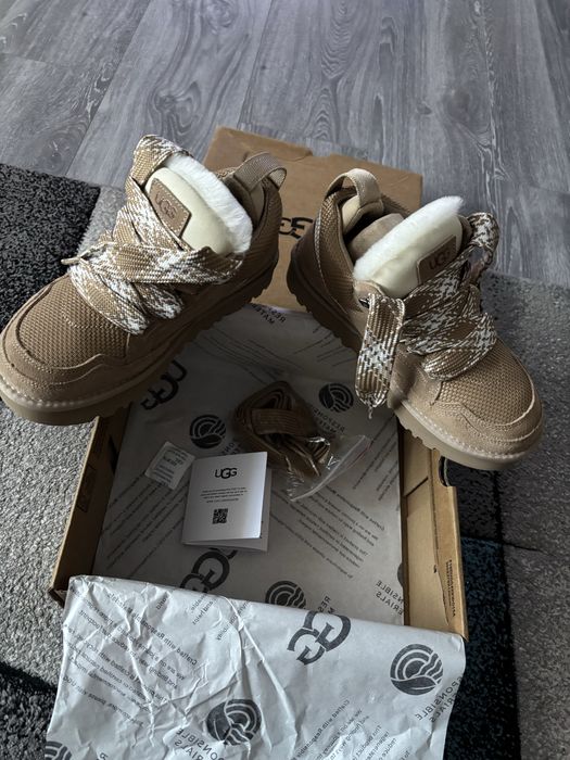 Ghete UGG Lowmel culoare Sand, marime 38, noi