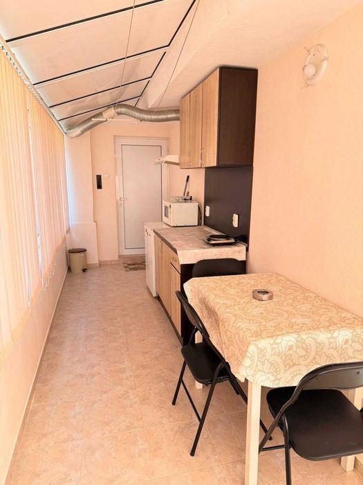 Студио " Мими " в старата част на града