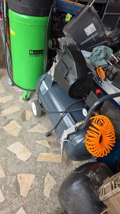 Compresoare aer de 50 ltr. si 25 ltr.