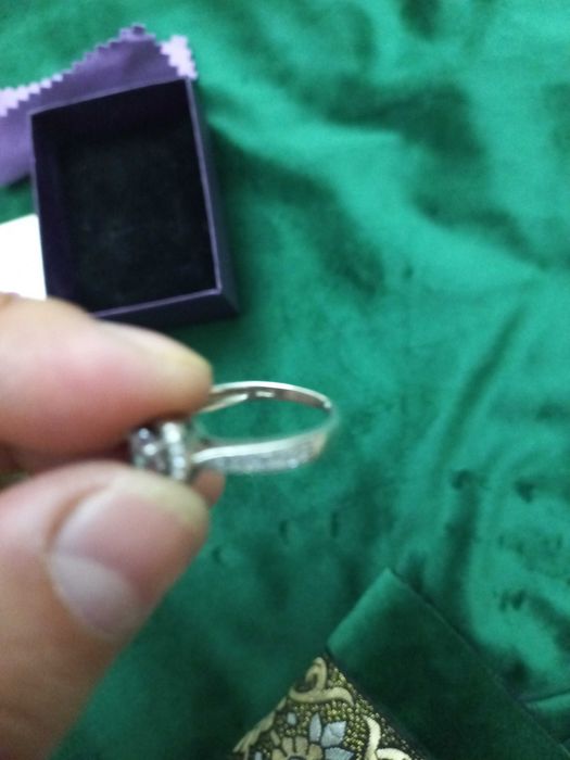 Срочно продам серебро 925пробы