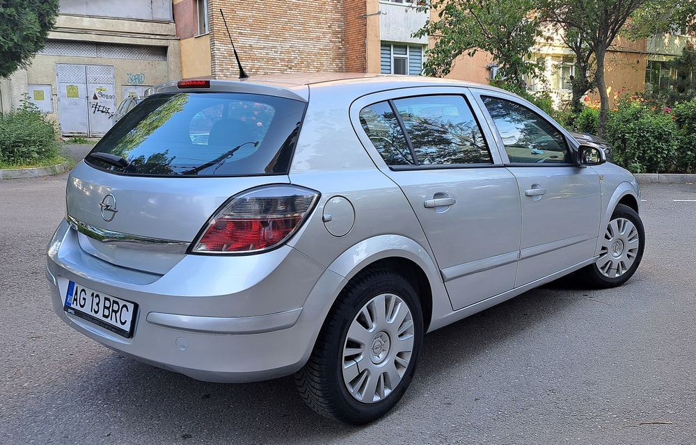 Opel astra H - 88000km,  1.4 16v benzina