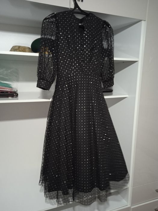 Продам платье 7000