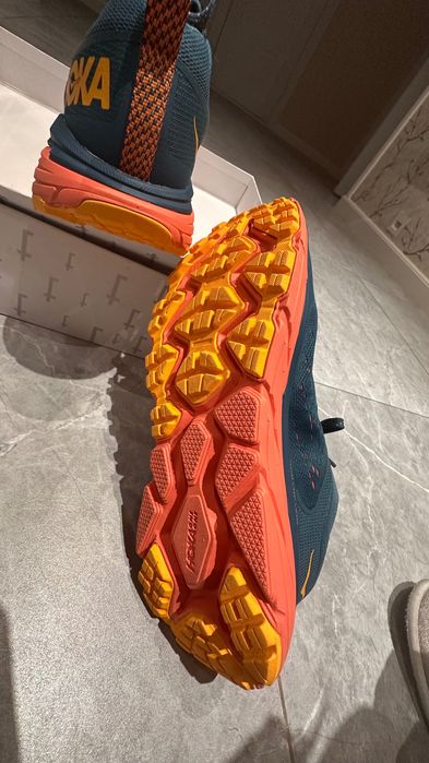 СРОЧНО! Крассовки HOKA Gore-Tex, оригинал, из США