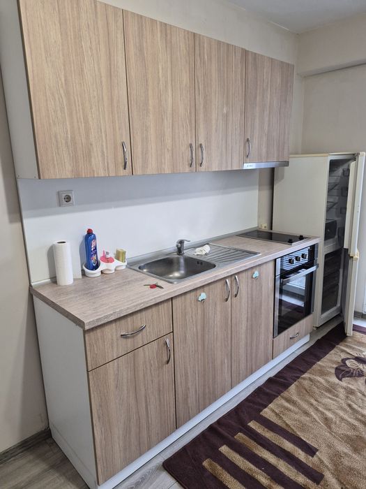 Давам под наем апартамент