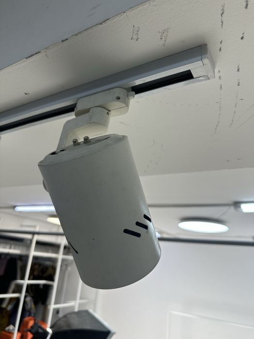 Споты потолочные белые