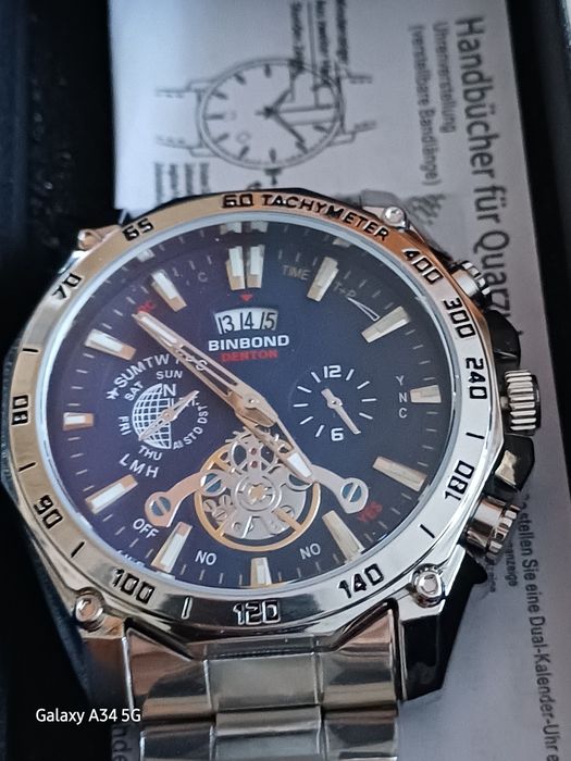 Продавам Чисто нов ВОДОУСТОЙЧИВ Мъжки ръчен часовник със светещ голям.