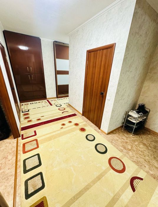 Кілем 25000 теңге дарошка 20.000 теңге