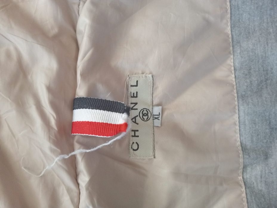 Курточка на девочку