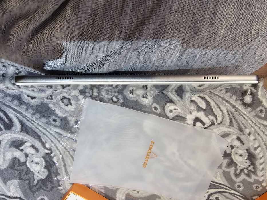 Таблет 10 инча teclast m30