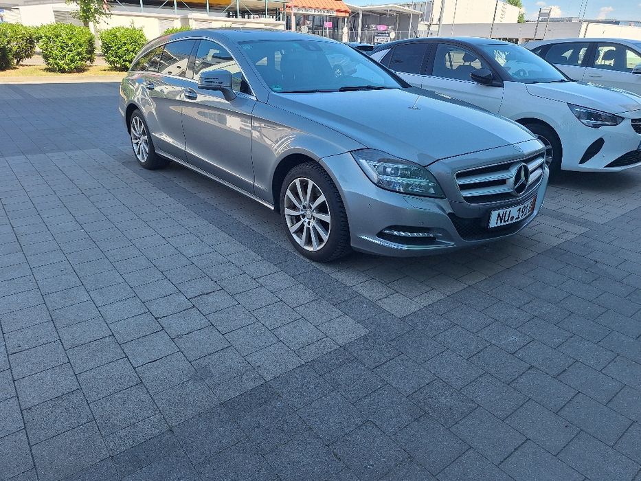 MERCEDES-BENZ CLS 2013 — imagine 2