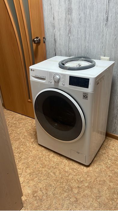 Продам стиральную машину автомат LG 7 кг!