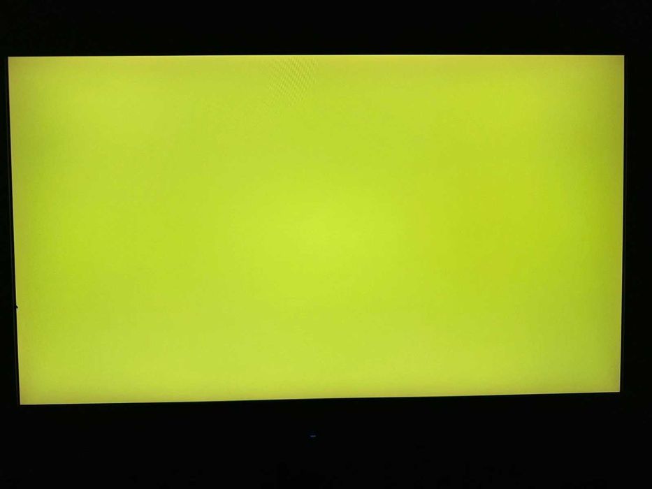 LG Ultrafine 27MD5KA-B 27-inch 5K IPS LCD Monitor - Glossy display