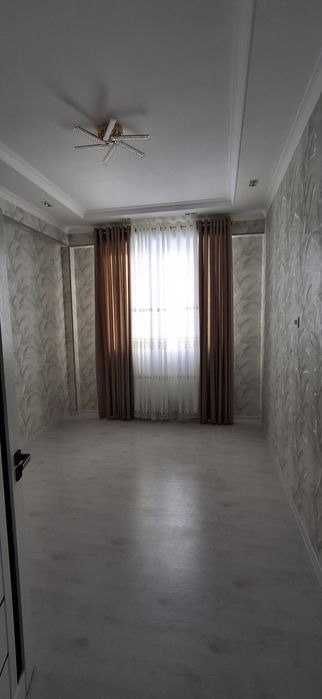 Продаётся 2х комн квартира на 1 этаже Ор-р  7 микрорайон