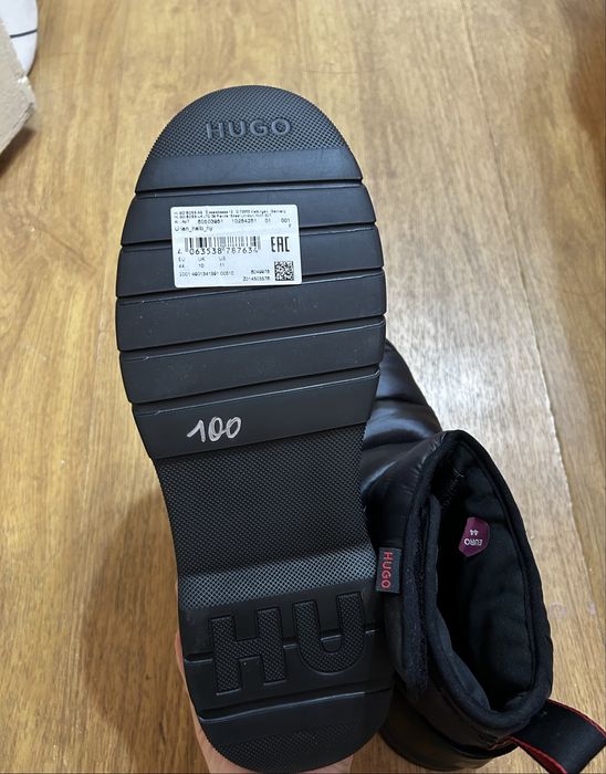 Зимни обувки HUGO BOSS