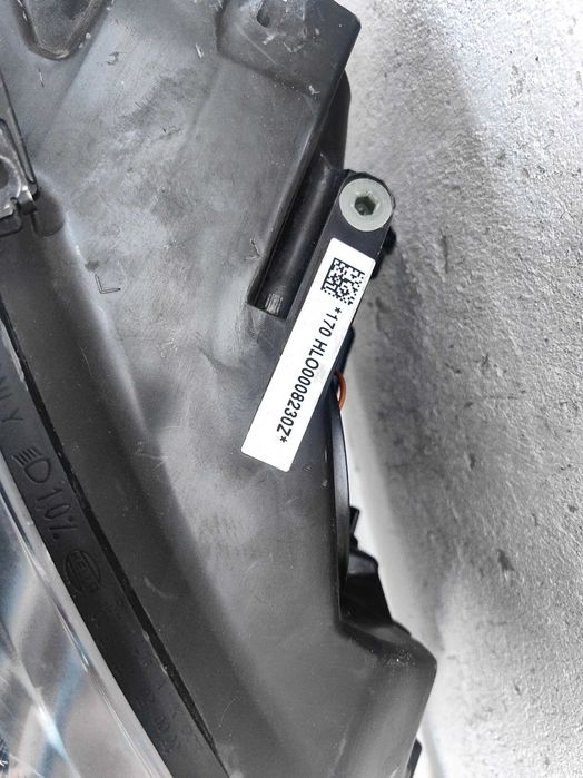 Оригинален фар Vw Golf Plus Bixenon