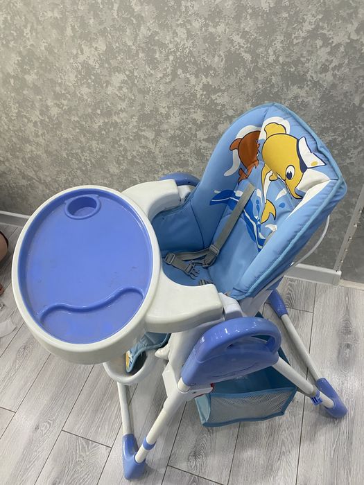 Детский стульчик для кормления