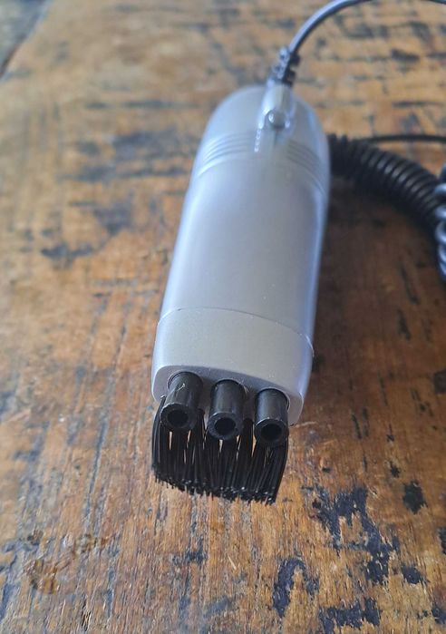 USB прахосмукачка с фенерче мини за компютър и клавиатура сребърна