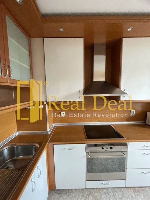 Дава се под наем Двустаен апартамент в София, Слатина - 70 кв.м за 550 € - Снимка #1