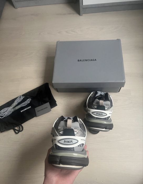 Balenciaga Track