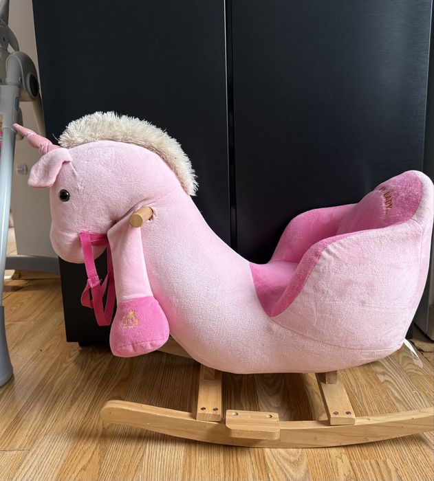 Дървена люлка еднорог за деца на