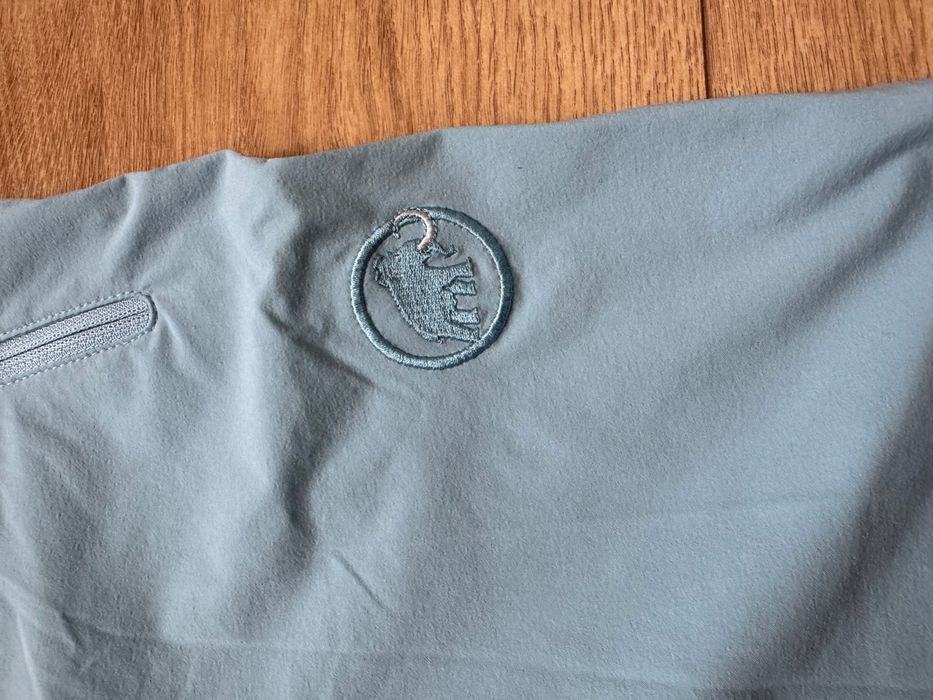 Pantaloni scurti femei Mammut XS