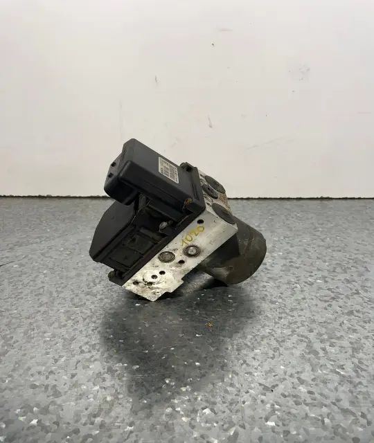 Pompa ABS 0 265 950 055 Volkswagen VW Passat 2002 1.9 TDI 6MT (131 hp)