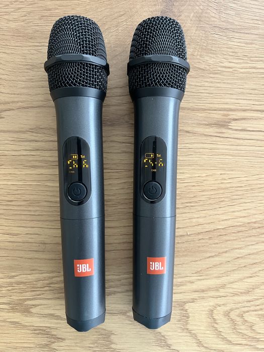JBL безжични микрофони