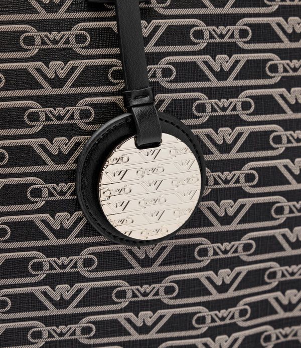 НОВА ! EMPORIO ARMANI голяма дамскa чанта цена на етикет 300 Евро