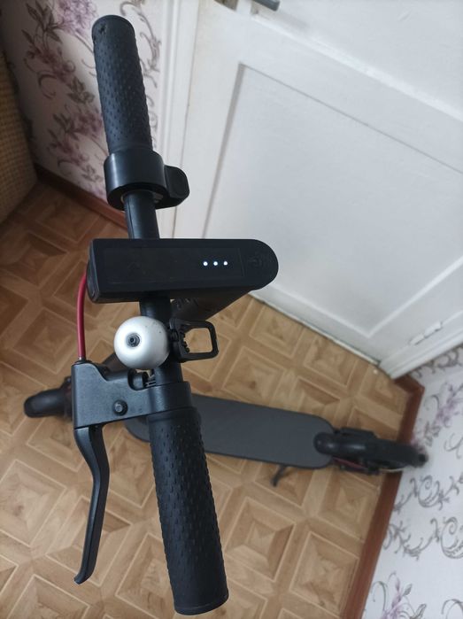 Электросамокат Xiaomi M365