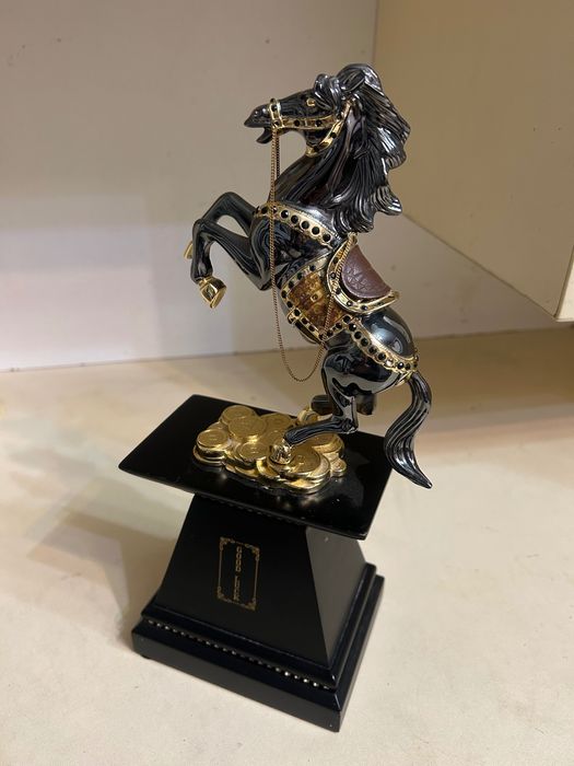 Коняшка сувенир конь реальный